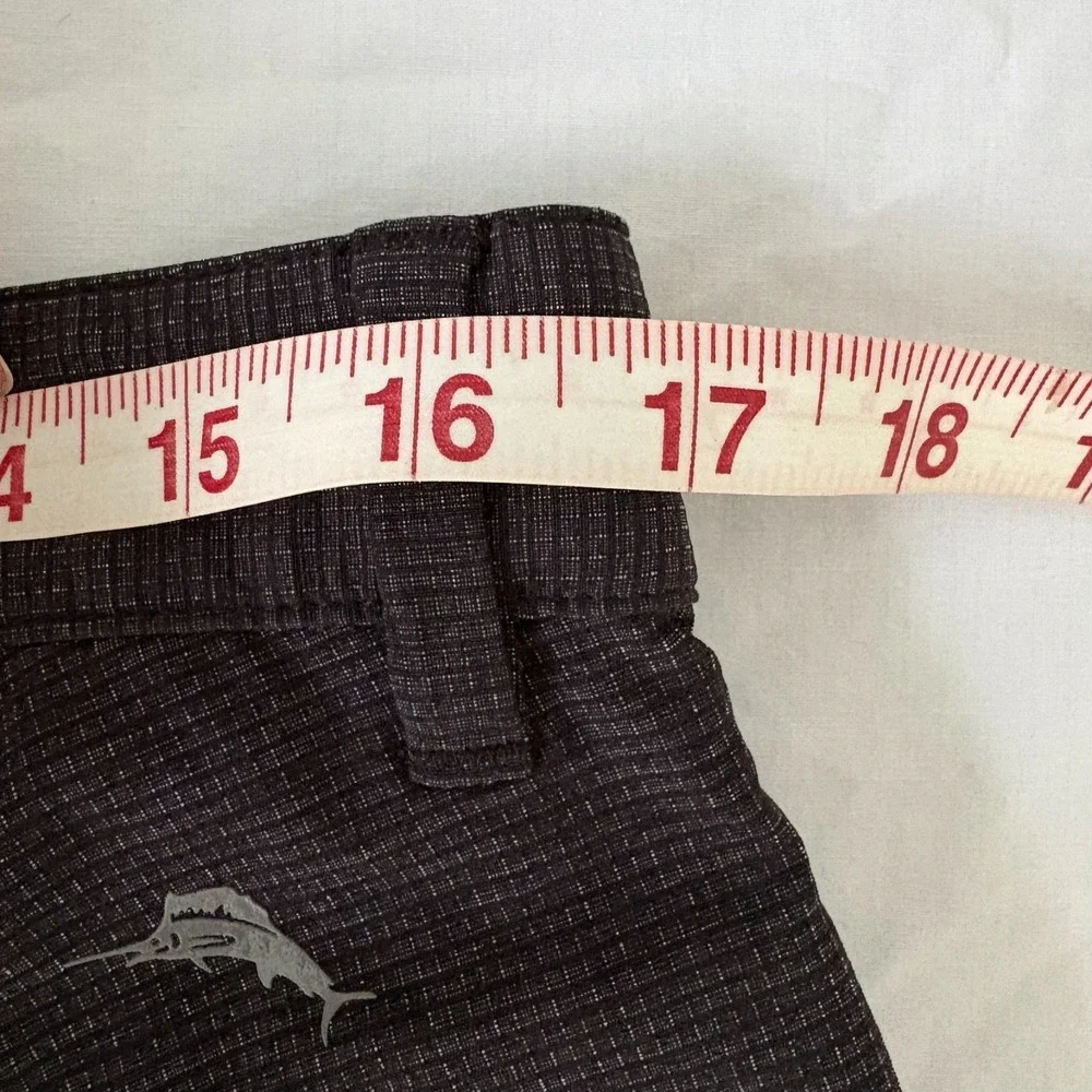 Tommy Bahama Mens Black Flat Front Relaxed Fit Comfort Chino‎ Shorts Size 33
